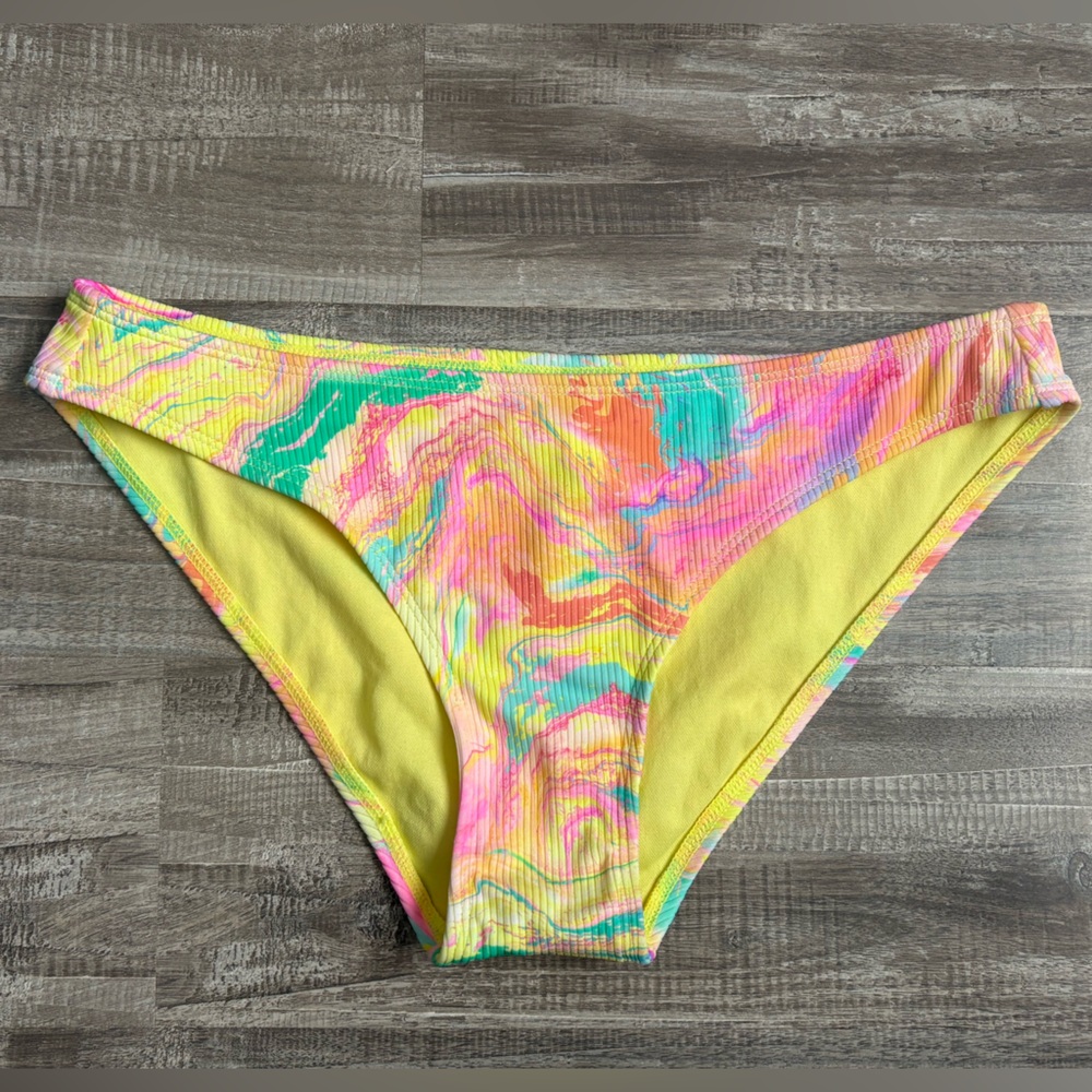 Xhilaration Cheeky Bikini Bottom Tie-dye Size Médium NWT
